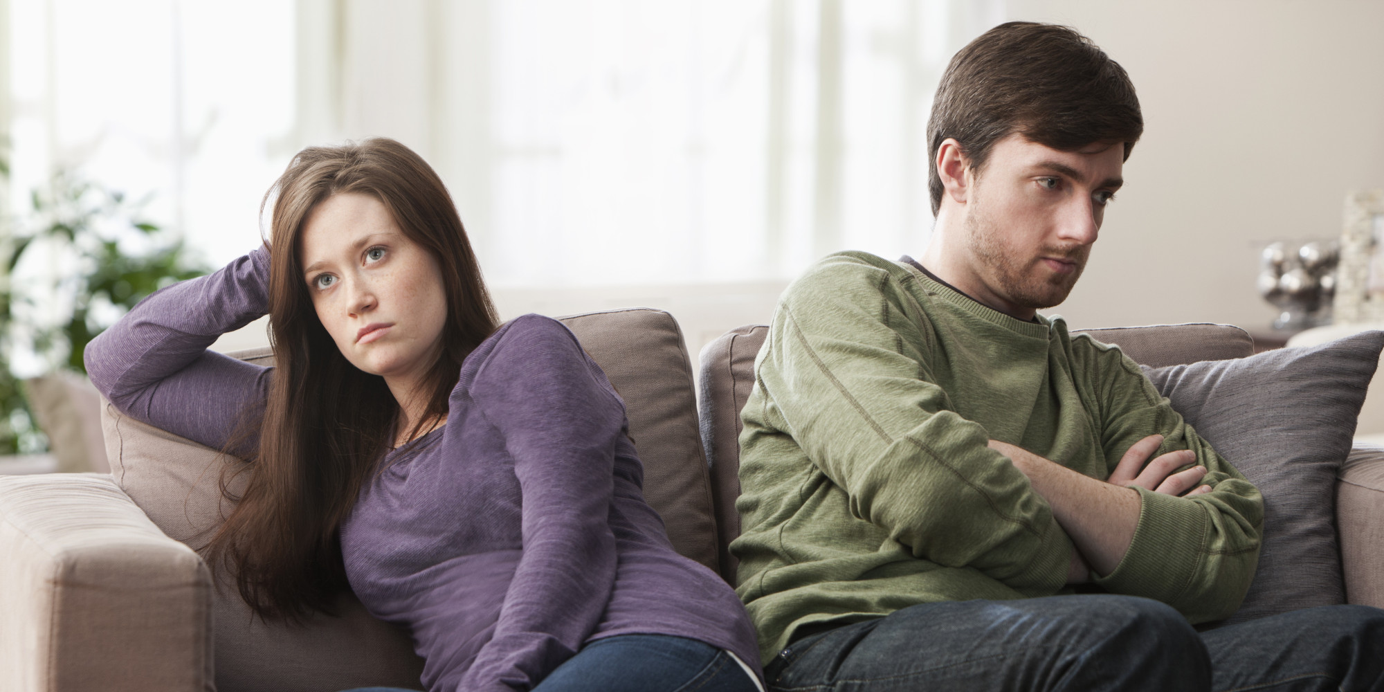 Controle suas emoções durante uma briga de casal