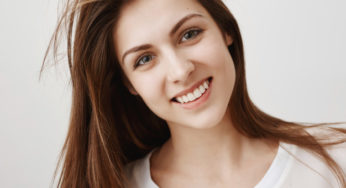 5 elogios irresistíveis para fazer uma mulher ficar aos seus pés